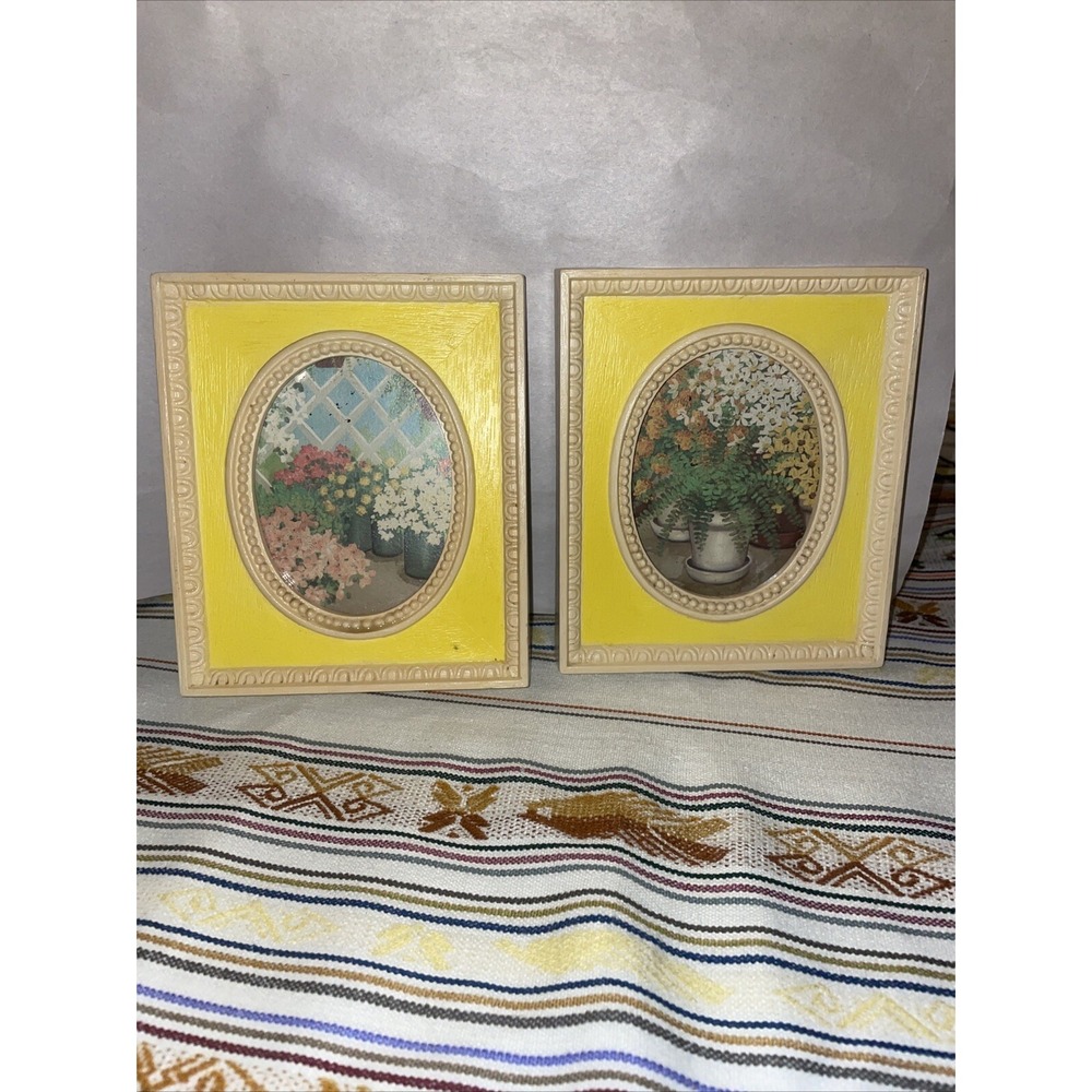 Pair Of‎ Yellow And White Wall Hanging Picture Frames